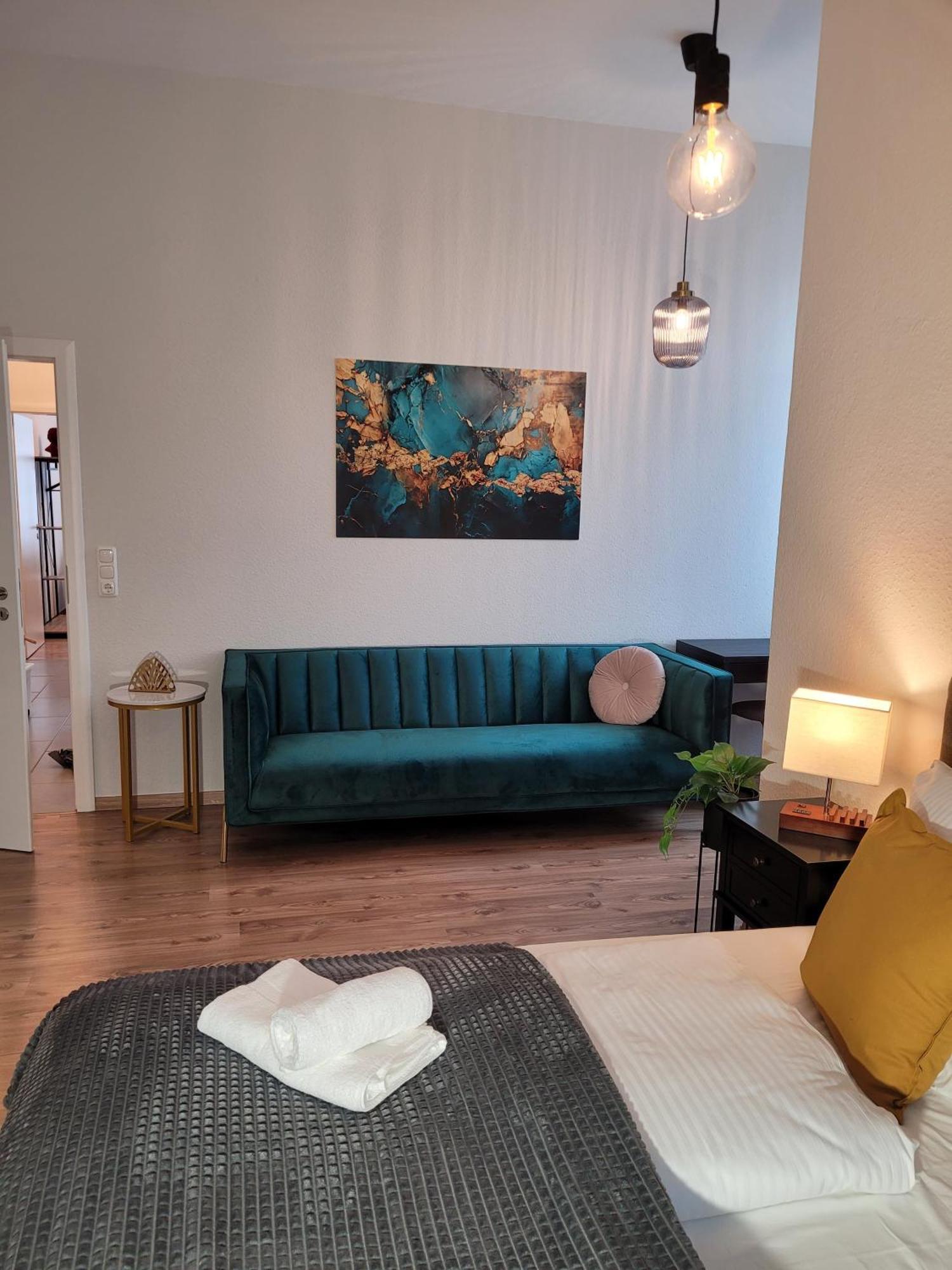 T21 - Apartment Direkt Im Zentrum Mit Parkplatz Chemnitz Bagian luar foto