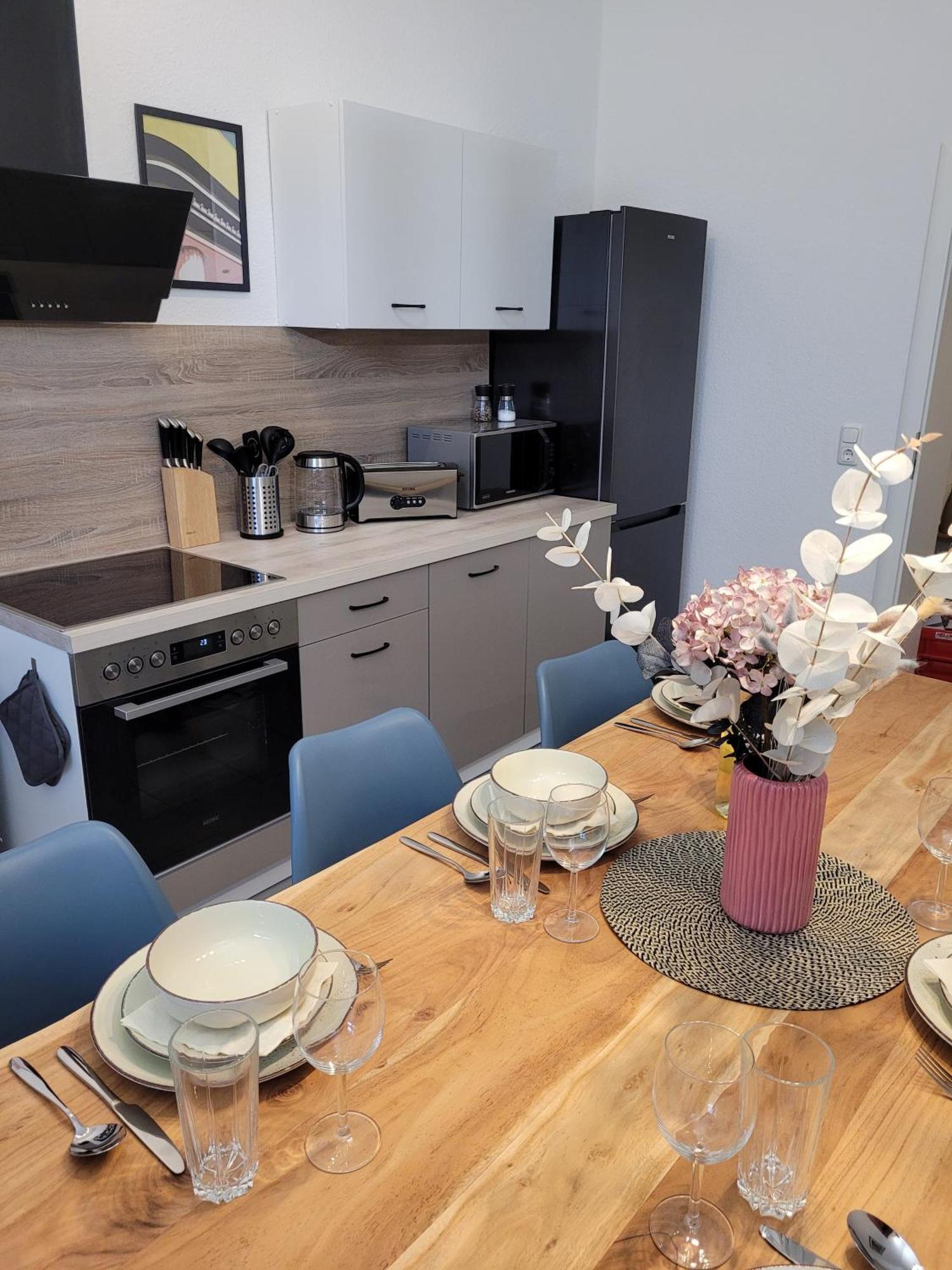 T21 - Apartment Direkt Im Zentrum Mit Parkplatz Chemnitz Bagian luar foto