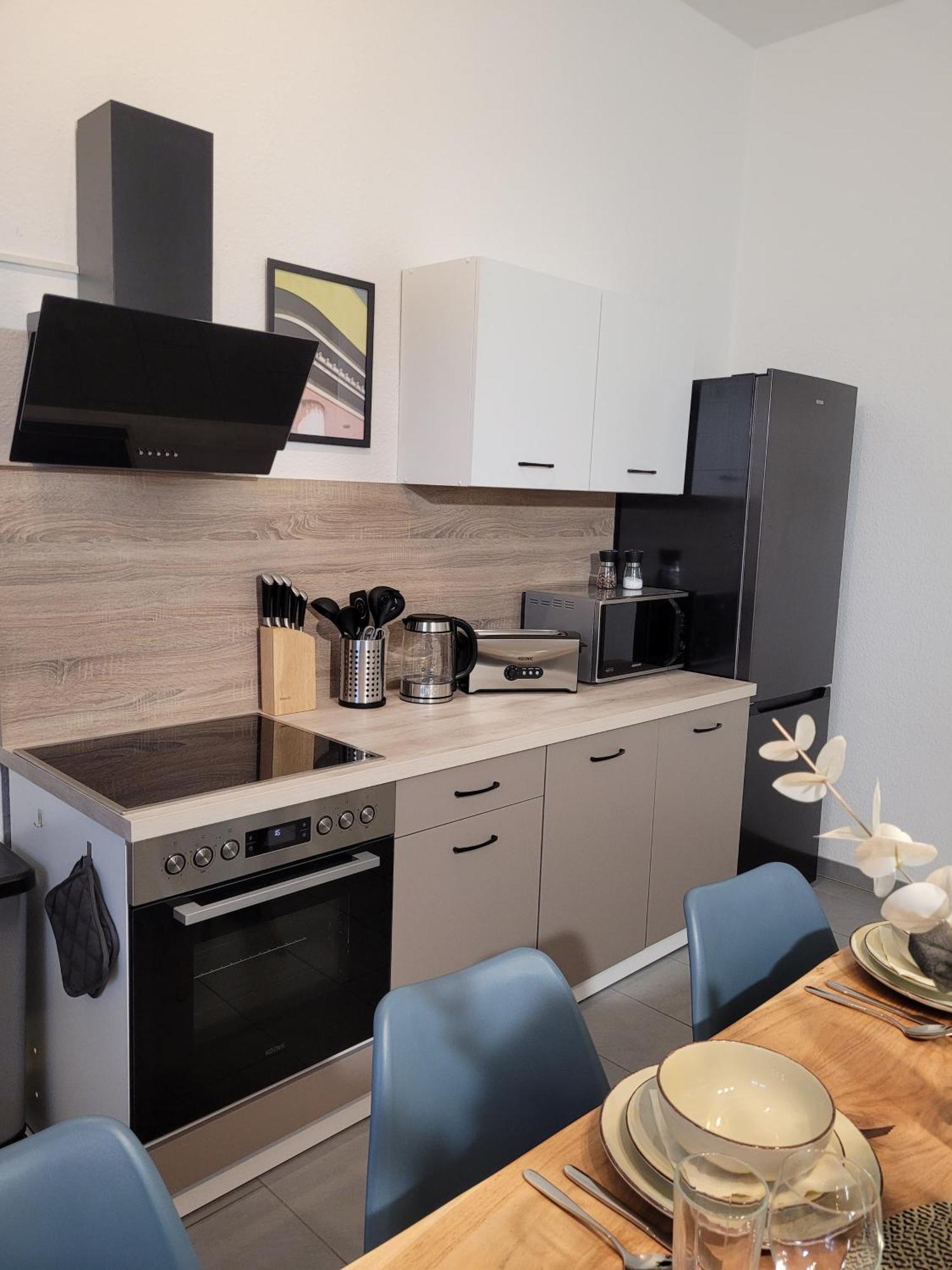 T21 - Apartment Direkt Im Zentrum Mit Parkplatz Chemnitz Bagian luar foto
