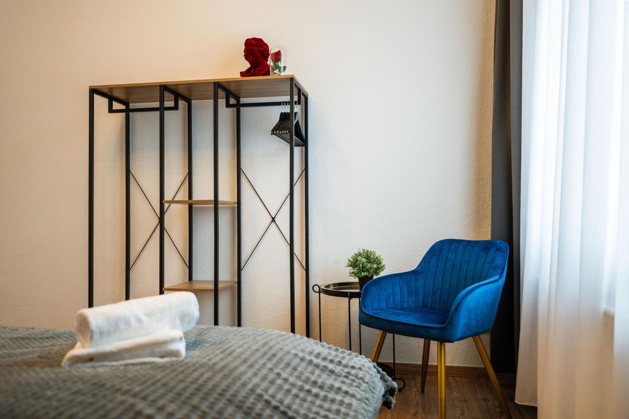 T21 - Apartment Direkt Im Zentrum Mit Parkplatz Chemnitz Bagian luar foto